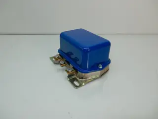 SPANNINGSREGELAAR Moto Guzzi V7 Special 1969 - 1971