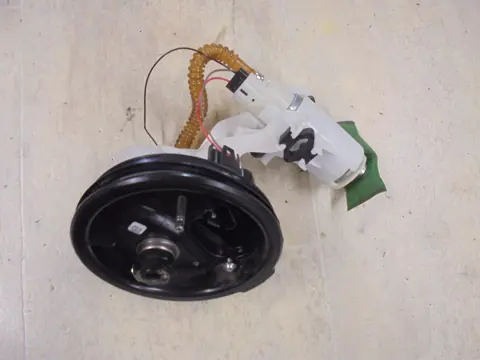 BRANDSTOFPOMP BMW K 1200 R 2005 - 2008