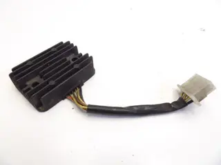 SPANNINGSREGELAAR Kawasaki Z 550 1970 - 2012