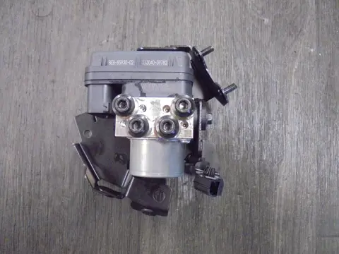 ABS POMP Yamaha YZF R7 2022 - 2023