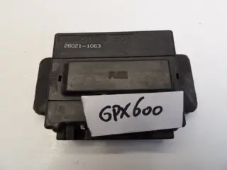 ZEKERINGKAST Kawasaki GPX 600 1988 - 1994
