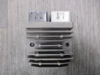 SPANNINGSREGELAAR Yamaha XT 1200 Z Super Tenere 2010 - 2013