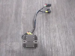 SPANNINGSREGELAAR BMW F 800 R 2009 - 2014