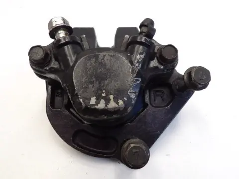 REMKLAUW RECHTS VOOR Suzuki GSX 750 1984 - 1986