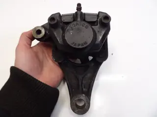 ACHTER REMKLAUW Suzuki GSX 750 1984 - 1986
