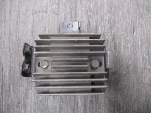 SPANNINGSREGELAAR Kawasaki Z 750 2007 - 2010