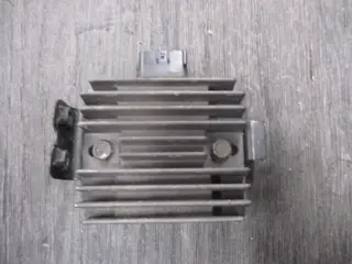 SPANNINGSREGELAAR Kawasaki Z 750 2007 - 2010