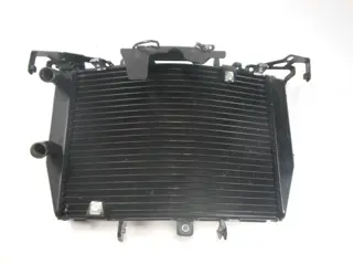 RADIATEUR Triumph Speed Triple 1050 R 2016 - 2017