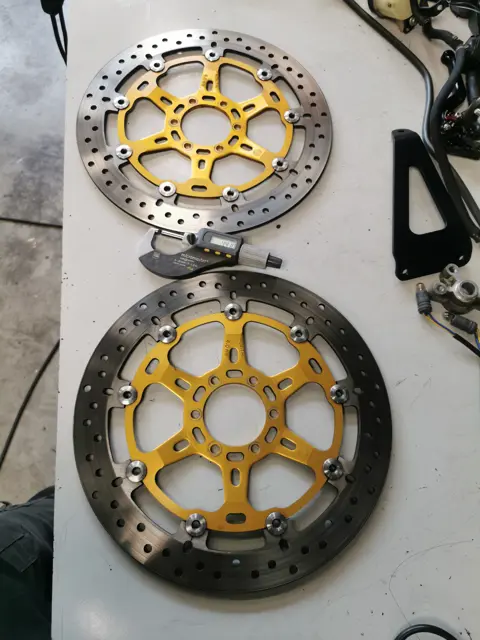 REMSCHIJVEN SET Aprilia RSV 1000 2004 - 2010 / 2004 - 2005