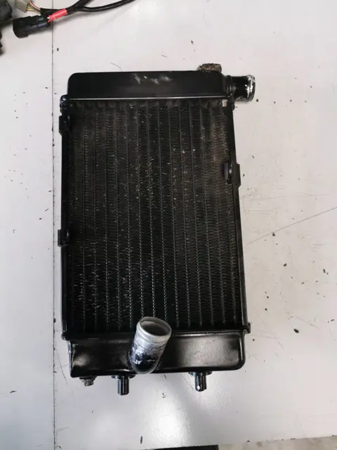 RADIATEUR Aprilia RSV 1000 1998 - 2000 / 2001 - 2003