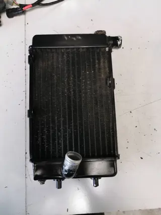 RADIATEUR Aprilia RSV 1000 1998 - 2000 / 2001 - 2003