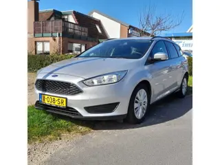 Ford Focus Wagon 1.0 125 Pk Ecoboost, verwarmde stoelen + Voorraam