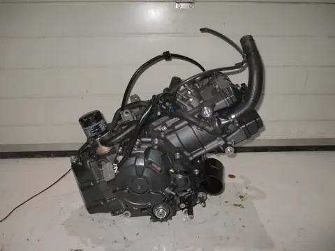 MOTORBLOK Yamaha YZF R7 2022 - 2023