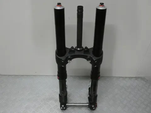 VOORPOTEN COMPLEET Ducati Diavel 2011 - 2015