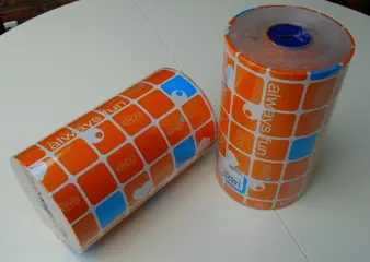 INPAKPAPIER CADEAUPAPIER 300 meter SUPER ROL 25 CM BREED