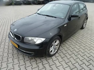 BMW 1-serie 120i High Executive automaat beschrijving lezen