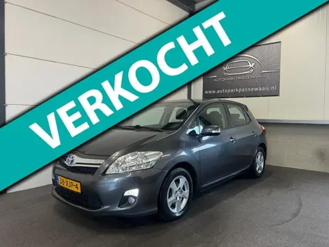 Toyota Auris 1.8 Full Hybrid Business