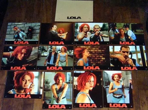LOLA RENNT lobbycard set.