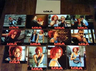 LOLA RENNT lobbycard set.