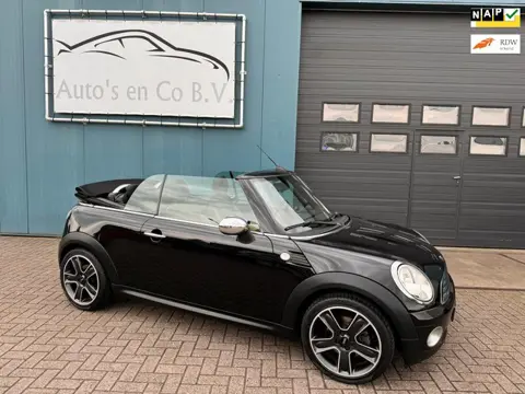Mini Mini Cabrio 1.6 Cooper Clima Cruise Half leder 17" Lm velgen Pdc Elec dak Facelift model Incl n