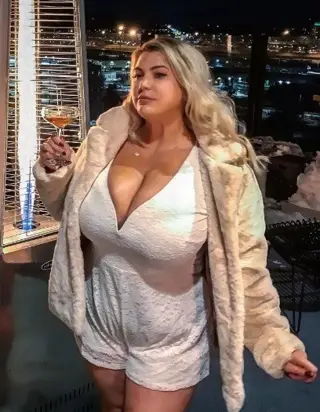 Brown-eyed, cheerful girl with magical eyes.