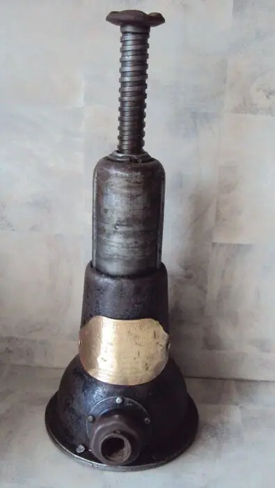 Gereedschap - ancien cric Michelin 1000kg d'ancienne