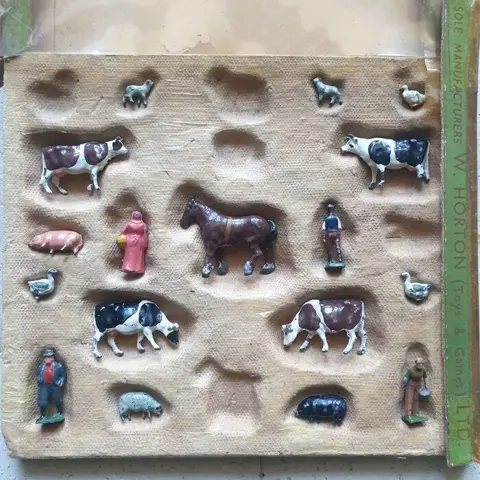 W. Horton Ltd Lilliput world Models - Figuur/beeld 17x