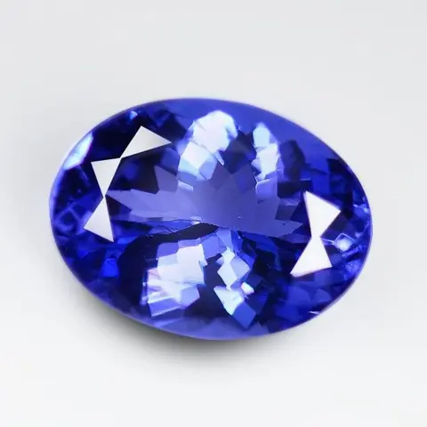 Tanzaniet - 4.90 ct