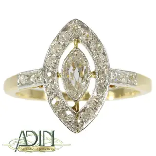 Antieke verlovingsring met sublieme diamant