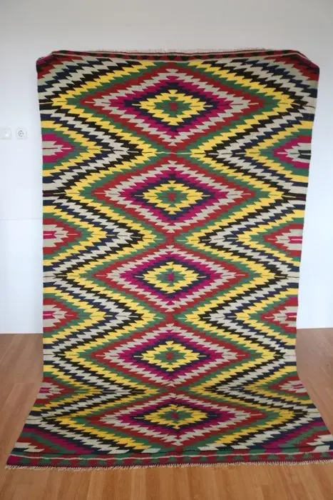 Usak - Kelim - 272 cm - 163 cm