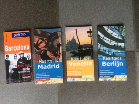 Reisgidsen 4 stuks 5,-€ +32495577180