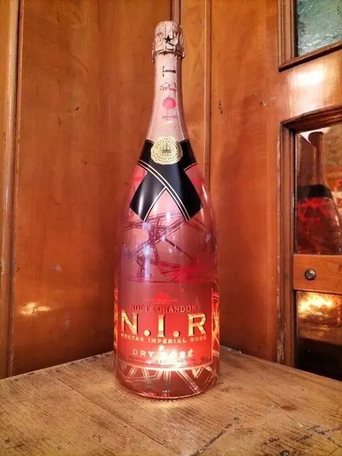 Moët &amp; Chandon, NIR - Champagne - 1 Magnum (1,5 L)