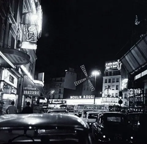 Gerald Bloncourt (1926-2018) - Moulin Rouge, Paris, ca.1950.