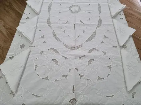 1.75x385 cm bianco - Tafelkleed Kostbaar tafelkleed x18