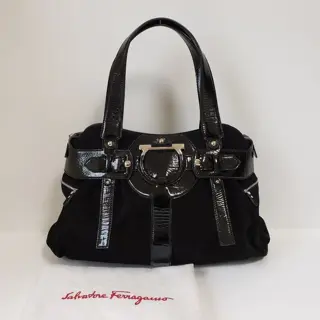 Salvatore Ferragamo - Schoudertas