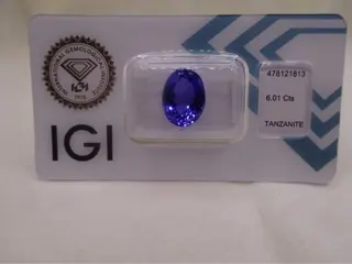 Blauwachtig violet Tanzaniet - 6.01 ct