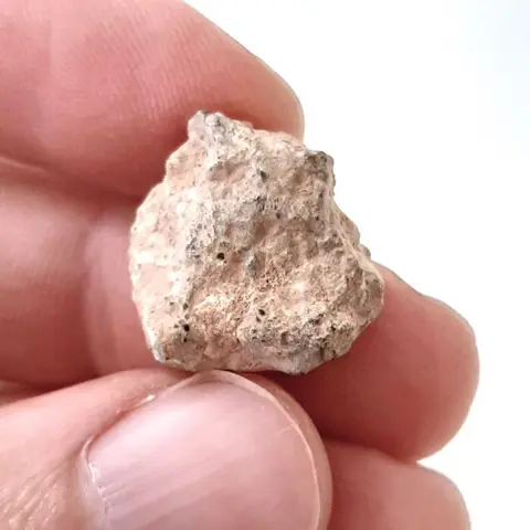 Maan meteoriet. Bechar 006. Rots van de maan - 3.84 g