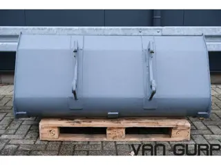 Giant grondbak 160cm bucket schaufel