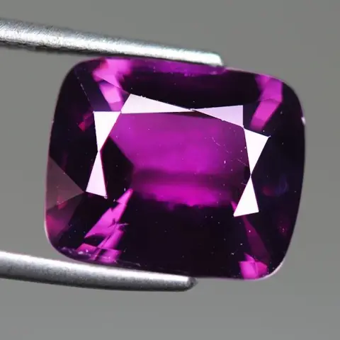 1 pcs Grijs, Paars Spinel - 7.72 ct