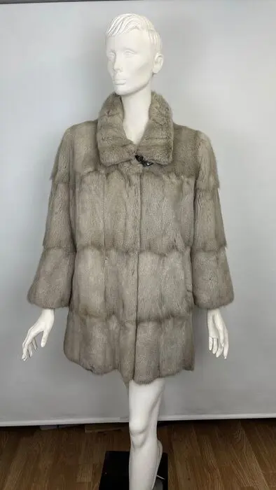 Artisan Furrier - Eekhoorn Jas - Gemaakt in: Italië