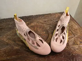 Valentino - Sneakers - Maat: Schoenen / EU 40