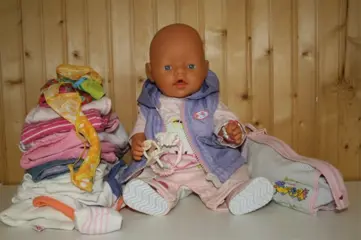 MooiBaby Born inclusief poppenkleertjes te koop !!