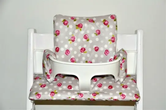 Stokke tripp trapp kussen stoelverkleiner Dots Roses