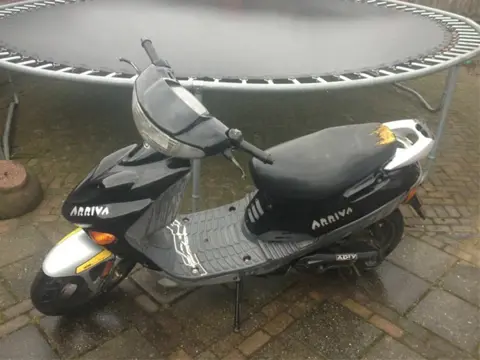 TE KOOP ADLY ARRIVA (LOOP OF SLOOP)