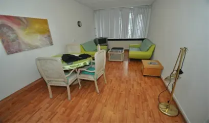 House for Rent on Voorburgstraat, Rotterdam – Spacious Rental in a Prime Location