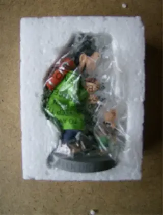 57 suske en wiske fanclub beeldje 2