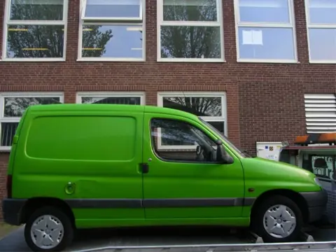 Alle onderdelen PEUGEOT PARTNER Sloopauto inkoop Den haag