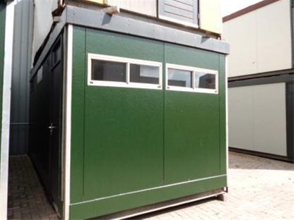 6x3 , 2 douches 2 wc's, 2 wastafels