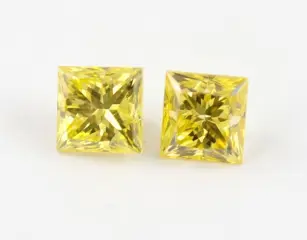 2 pcs Diamanten - 2.03 ct - Prinses - Color Enhanced -