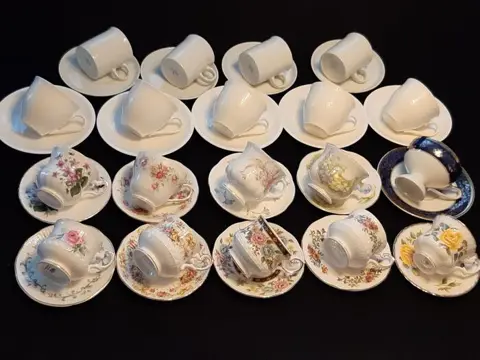 Queen's, Fine Bone China, Golden Crown, etc - Kop &amp;